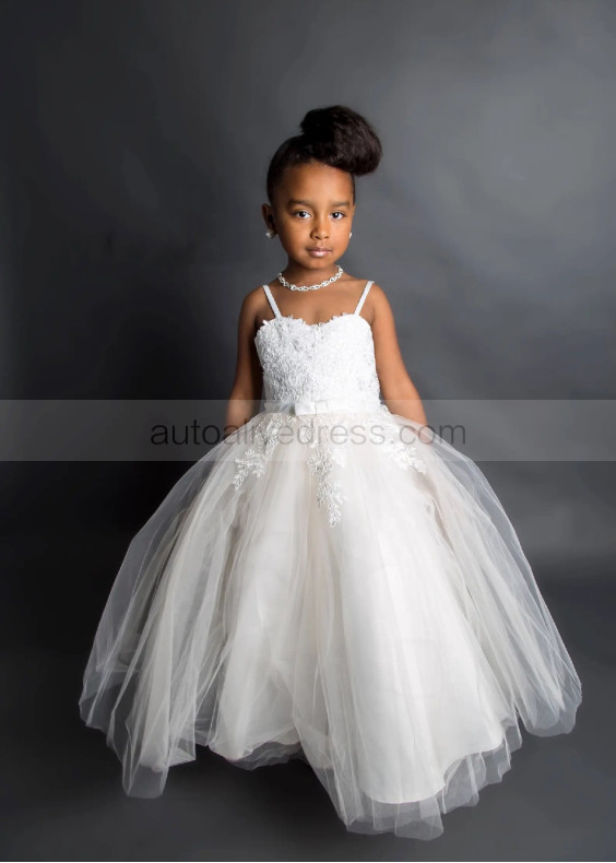 Sweetheart Neck Ivory Lace Tulle Long Flower Girl Dress